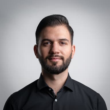 Portrait von Luka Došen, Gründer von Projecti