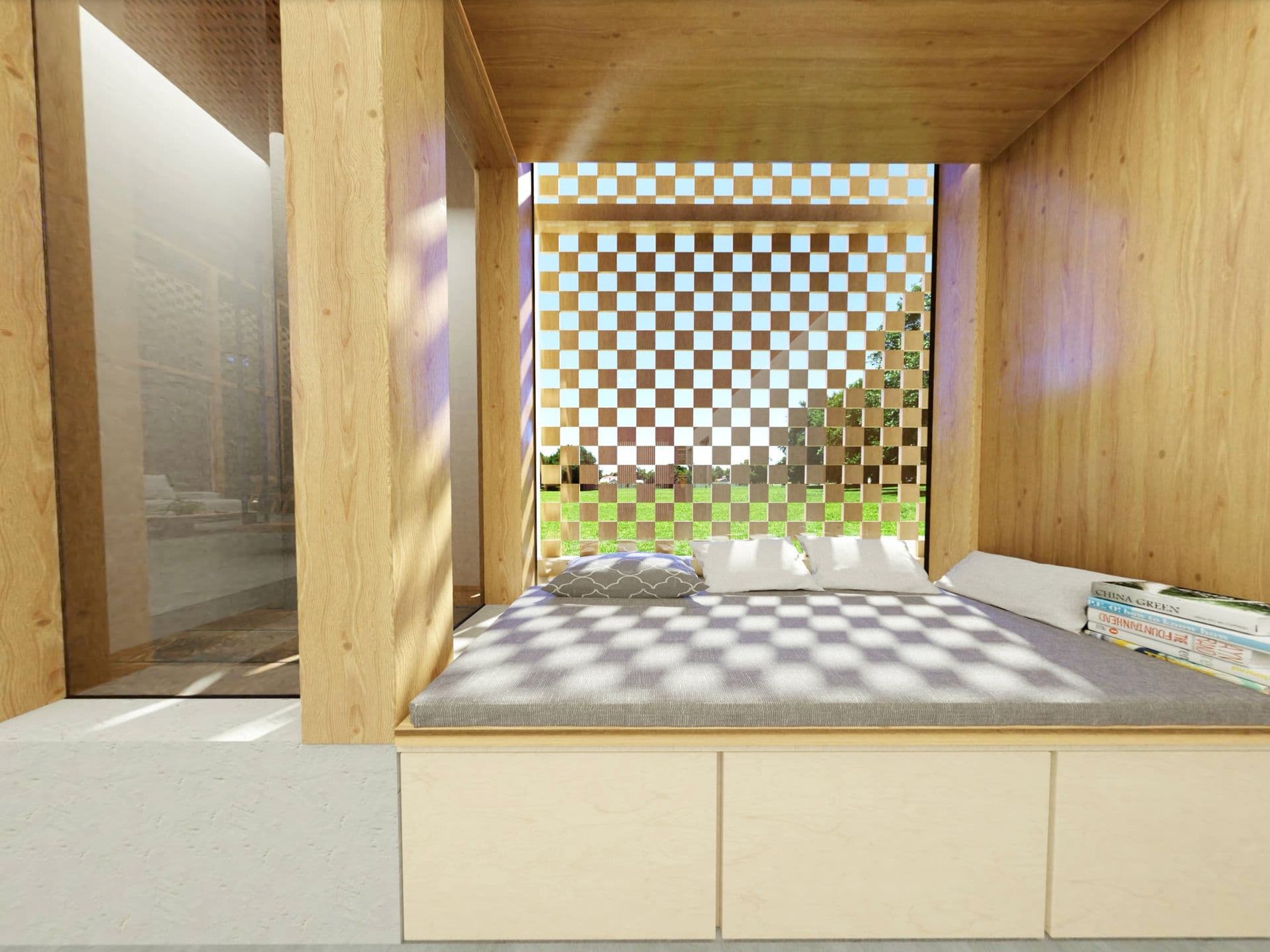 Eine gemütliche Holznische mit einem grossen Fenster mit einem karierten Fliegengitter. Weiche Kissen und Bücher liegen auf einem Bett, auf das fleckiges Sonnenlicht Muster wirft.